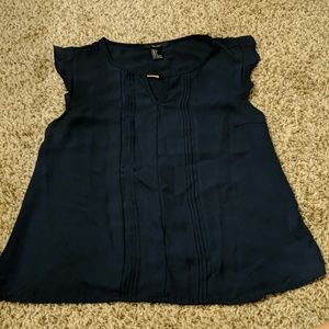 Forever 21 Navy blue short sleeved shirt
